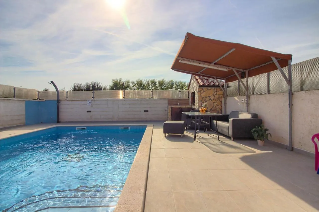 Cozy Villa Loborika With Private Pool Near Pula